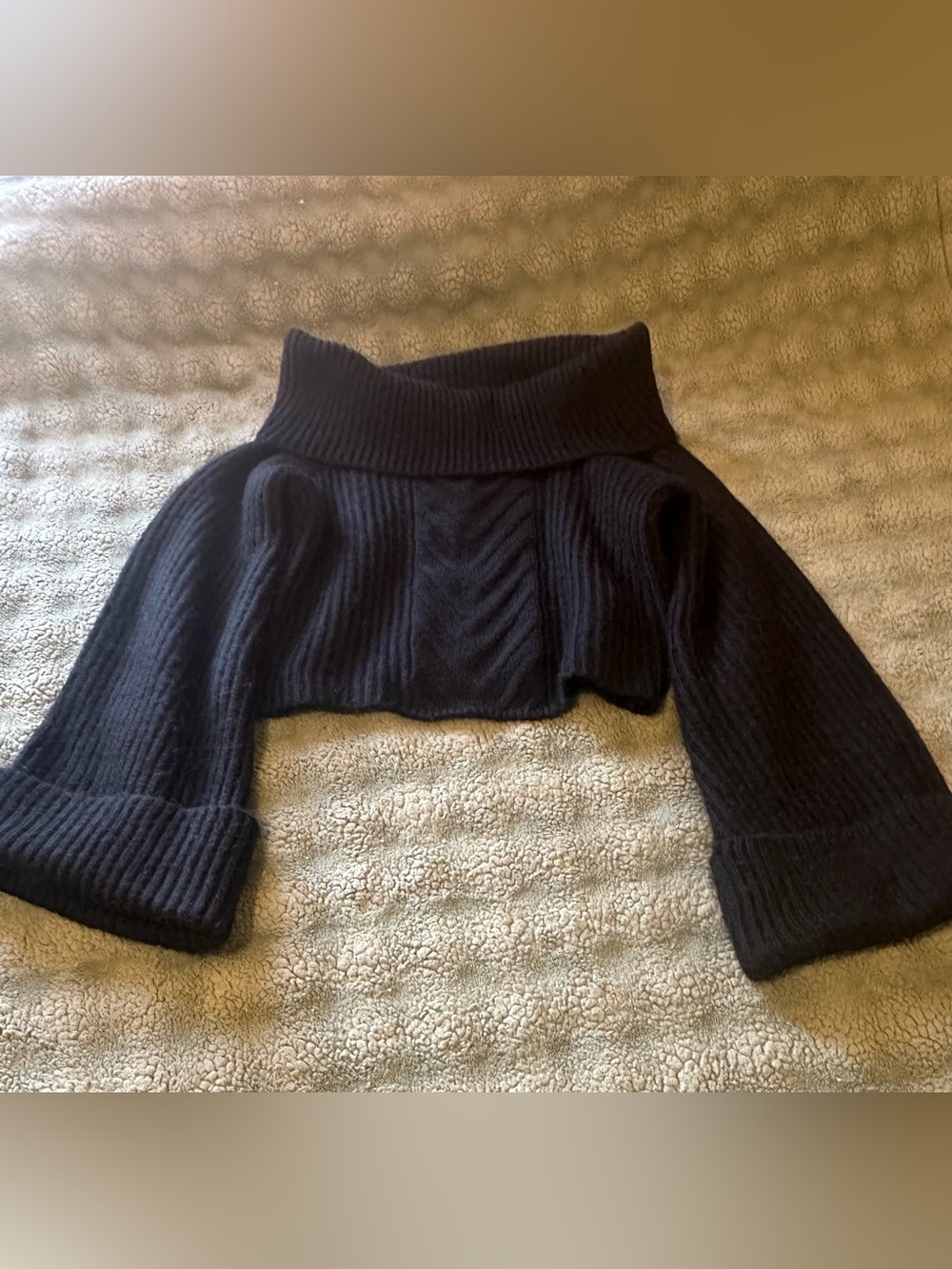 Forever 21 Cropped Black Off-Shoulder Ribbed Sweater